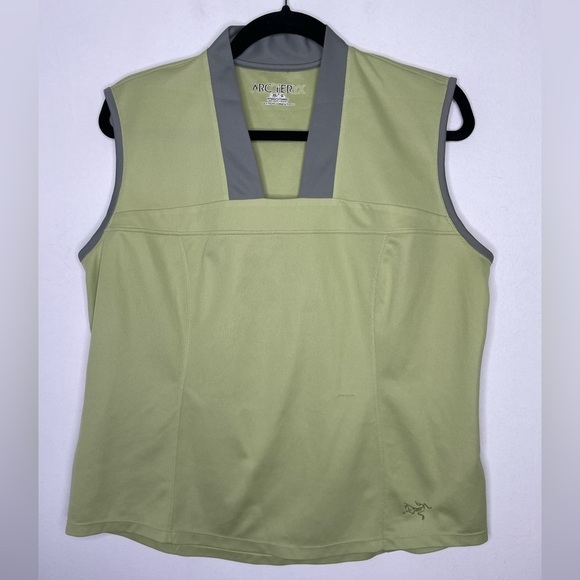 Arc'teryx green square neckline activewear bike tank top - Picture 1 of 7